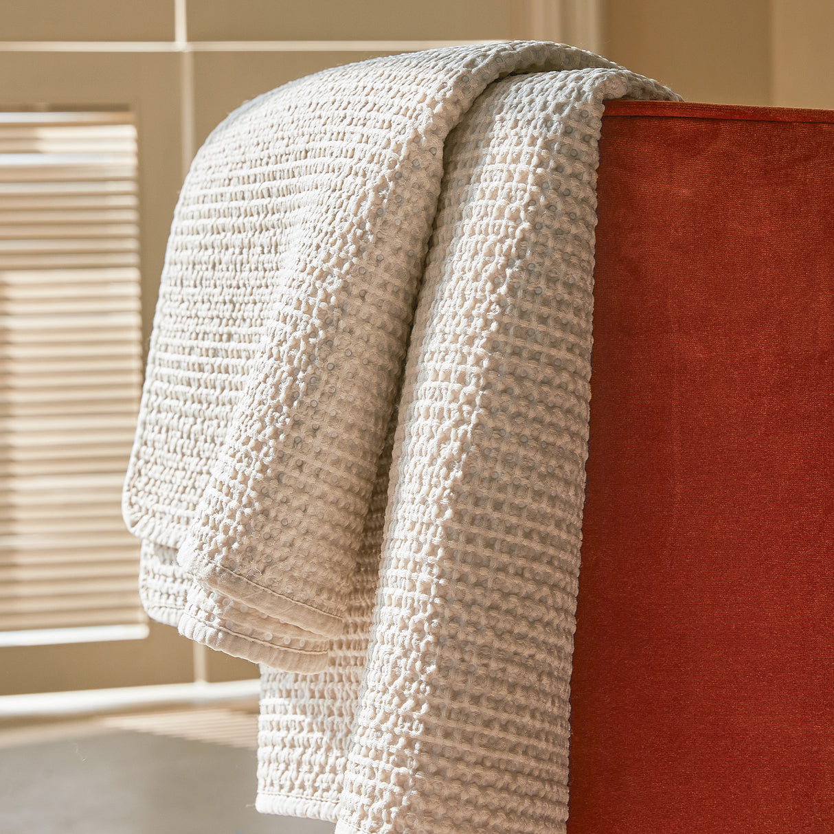 Lightweight Throw Blanket