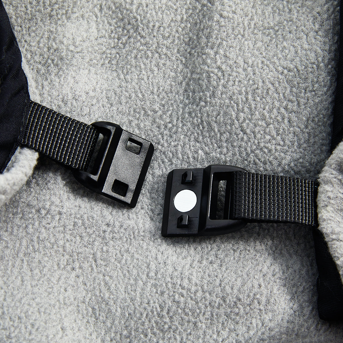 magnetic snap of battery heated blanket
