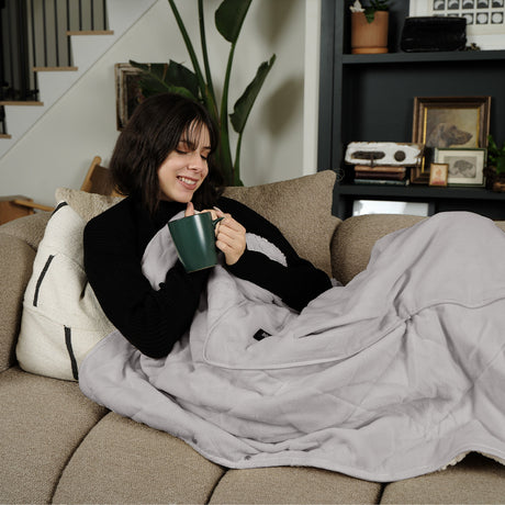 Z-Hug Pro 4-in-1 Battery Powered Heated Blanket