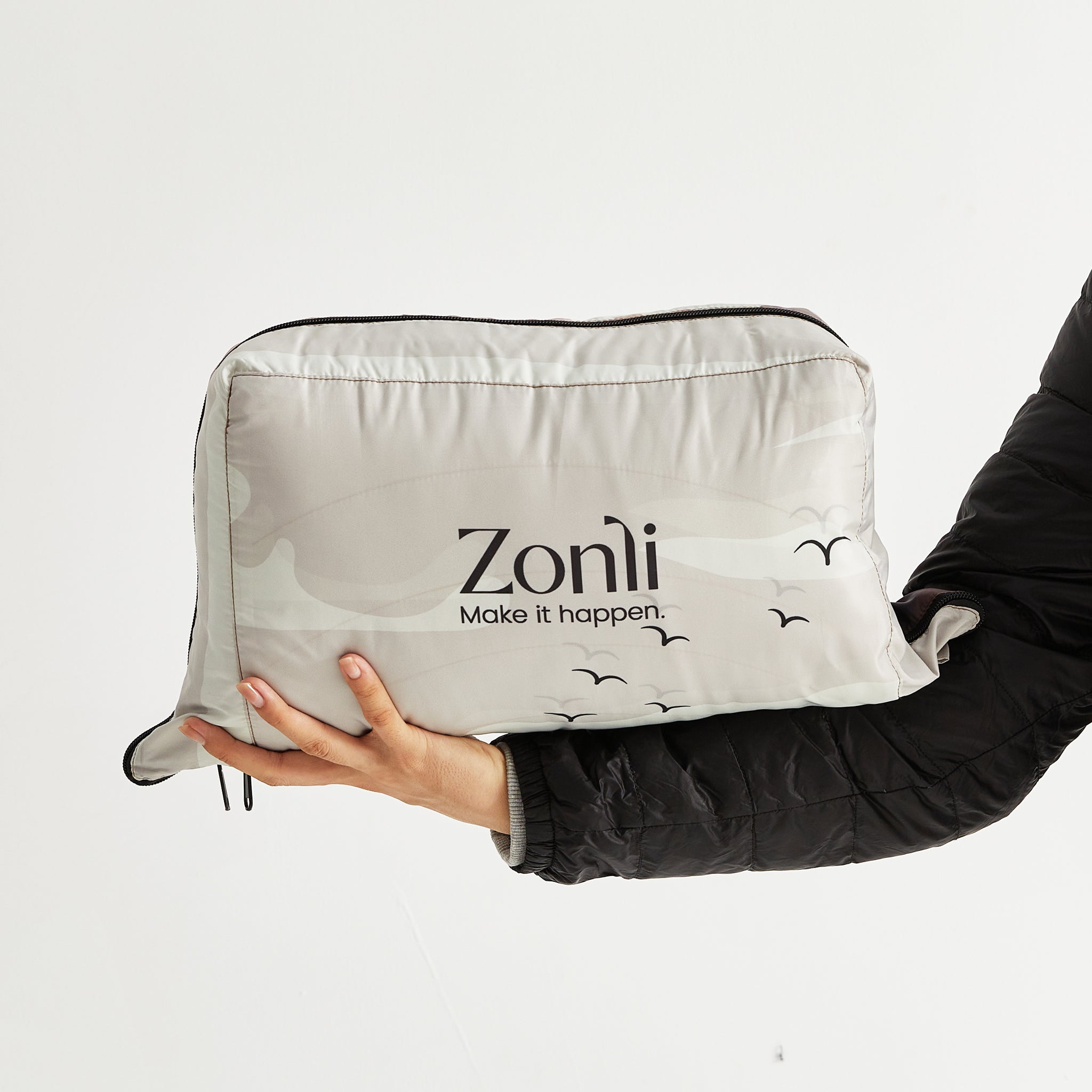 ZonLi Z-Walk Cocoon USB Battery Operated Heated Blanket, Wearable and  Portable Heated Blanket, 3 Heating Levels, 50 x 63(with 5K mAh Power  Bank)