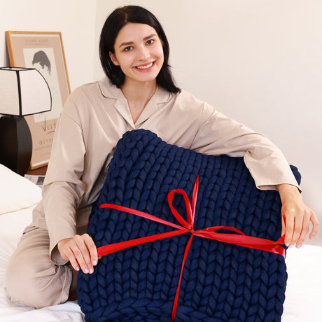 Soft Navy Chunky Weighted Blanket