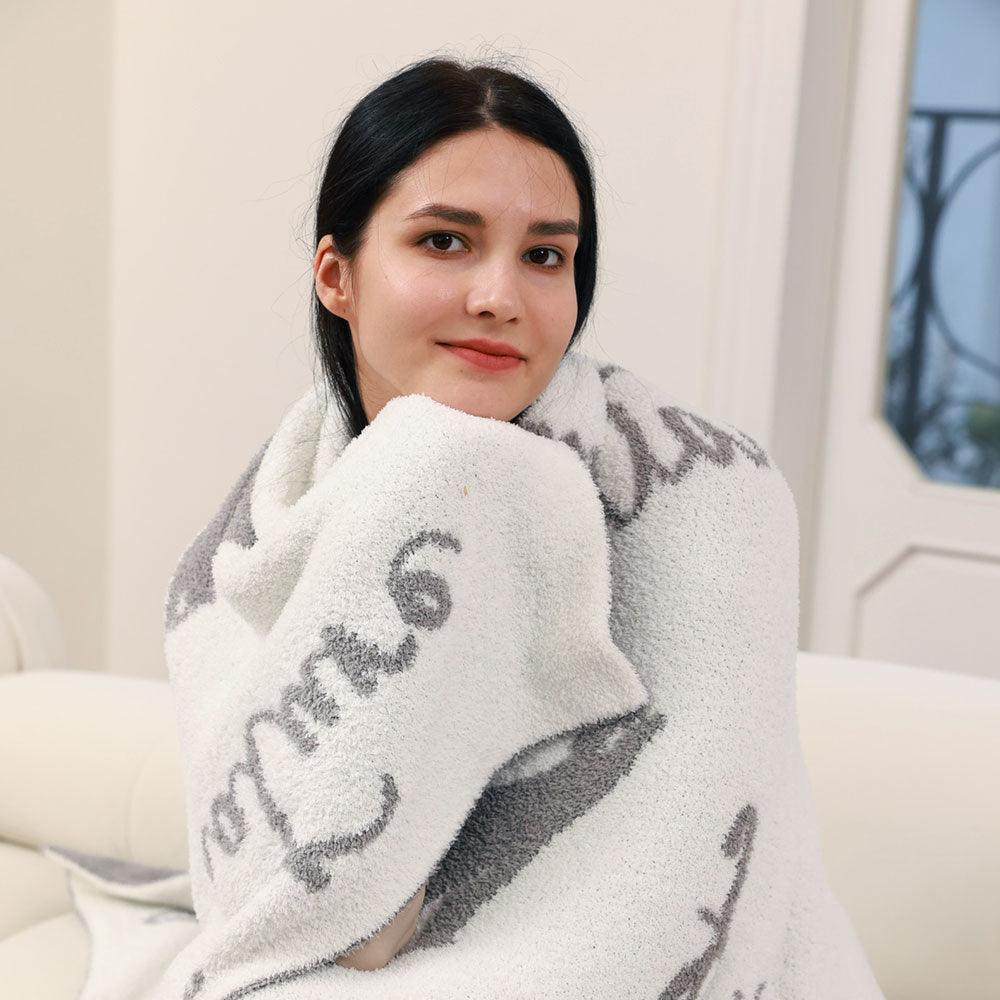 Heated Blanket in Polar Bear pattern